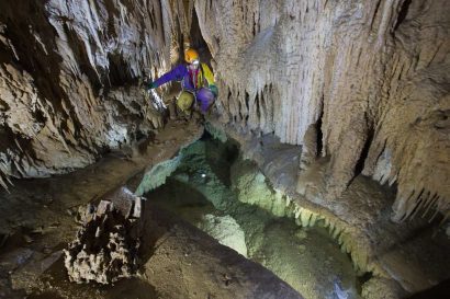 Rocce, Acqua e Vita: la ricerca scientifica in grotta